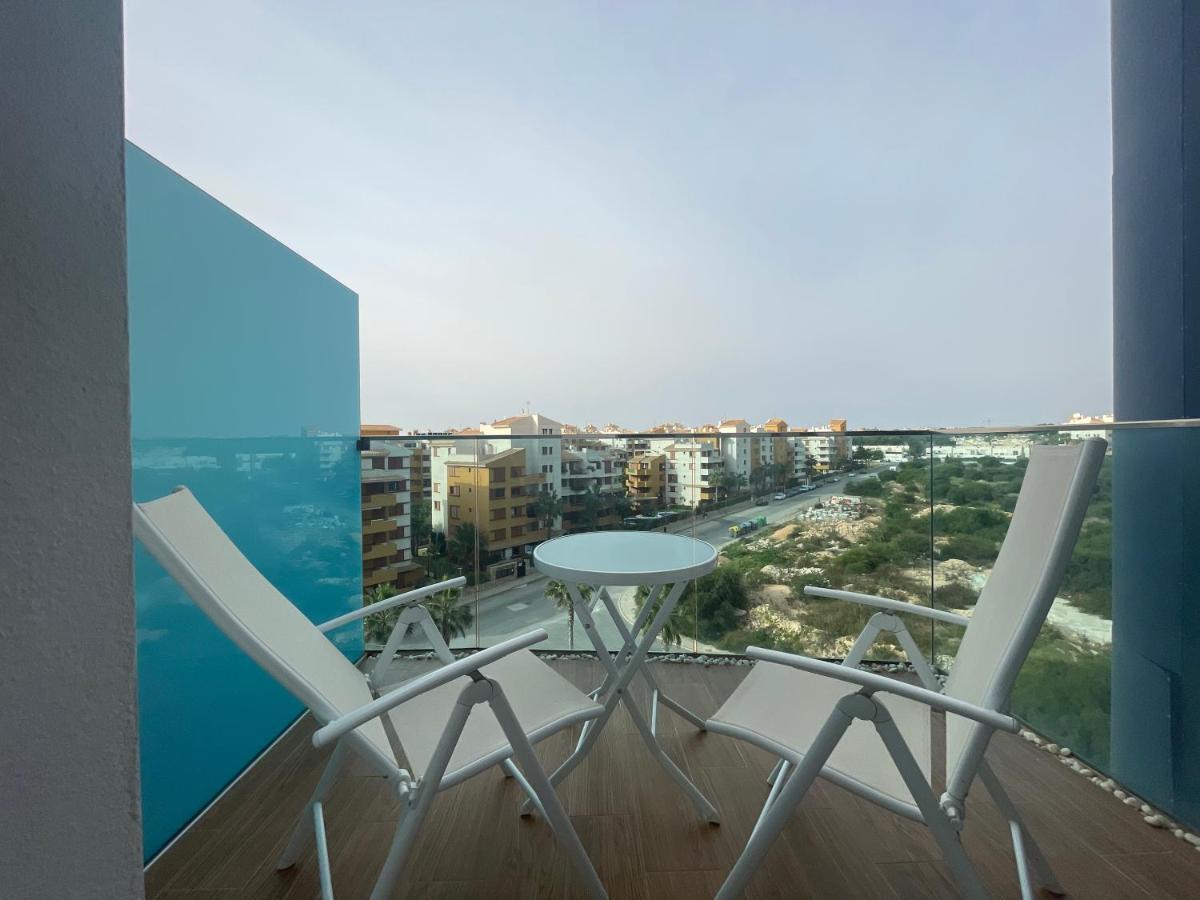 Apartamento En Sea Senses Freya ตอร์เรเวียคา ภายนอก รูปภาพ