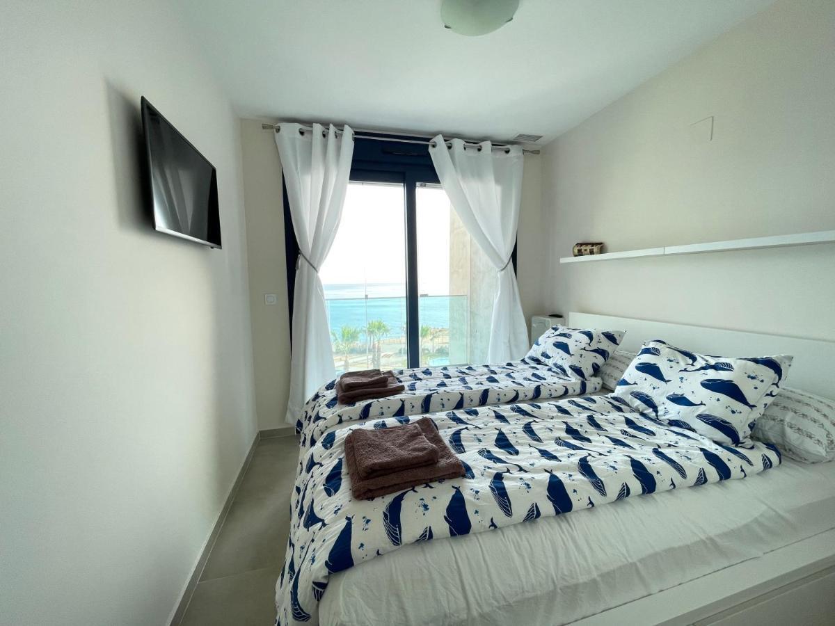 Apartamento En Sea Senses Freya ตอร์เรเวียคา ภายนอก รูปภาพ